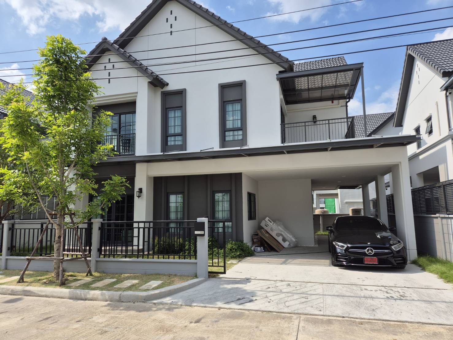  ให้เช่าบ้านเดี่ยว เซนโทร บางนา Fully Furnished 4 ห้องนอน   5 ห้องน้ำ
