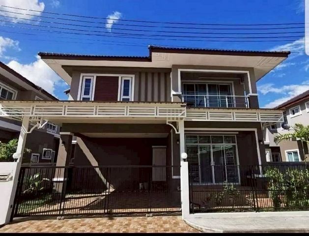 ขาย 4.5 ล้าน 56 ตรว. 4 นอน 4 น้ำ #สันกำแพง #บ้านในโครงการ หมู่บ้านติดถนนสายหลัก เดินทางสะดวก บ้านบิ้วอิน พร้อมเฟอร์นิเจอร์ครบทั้งหลัง