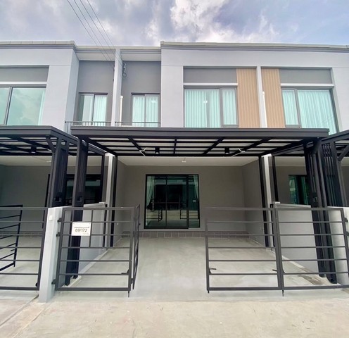 ให้เช่า พลีโน่ สุขุมวิท บางนา 2  ใกล้ Mega Bangna  เฟอร์นิเจอร์ครบ​ พร้อมอยู่