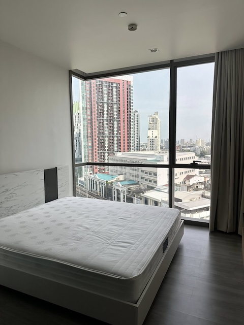 The Room Sukhumvit 69 beautiful view clean quiet 14th floor BTS Phra Khanong